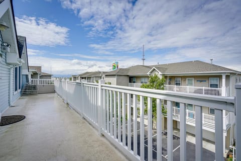 Wildwood Vacation Rental Walk to Beach Access! Apartment in Wildwood