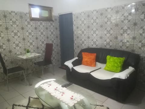 Appartement meublé Douala Bonapriso Savio Condo in Douala