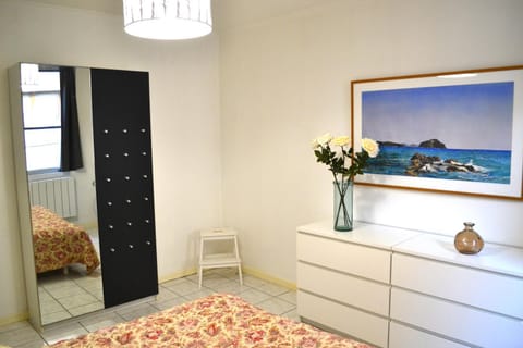 Bed, Bedroom, wardrobe