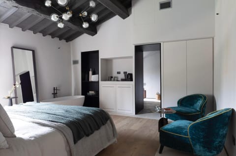 PODERE 1384 Resort in Castellina in Chianti