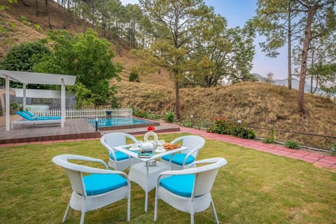 StayVista at Rolling Hills with Swimming Pool Villa in Uttarakhand