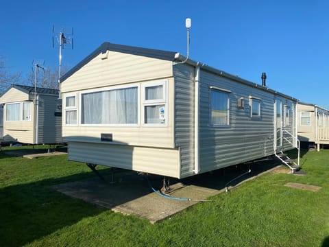 S&H Caravan Rental Campground/ 
RV Resort in Tendring District