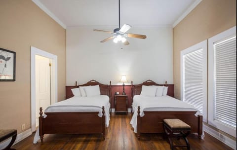 Coombs Inn & Suites Hotel in Apalachicola