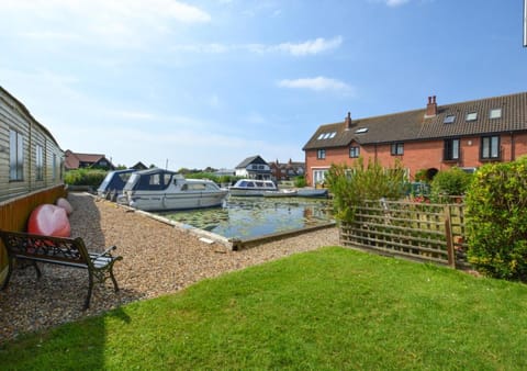 20 Trail Quay Cottages Haus in Wroxham