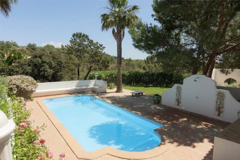 Garden, Garden, Garden view, Pool view, Swimming pool, Swimming pool, sunbed