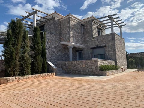 Loy Loy House 2 Bed and Breakfast in Argolis, Greece