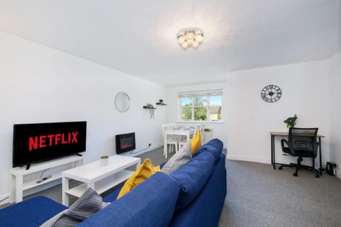 2 bed luxury apartment Condominio in Enfield
