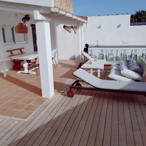 Gorgeous Beach Villla with AC, 300m2 from Playa Mitjorn Chalet in Formentera