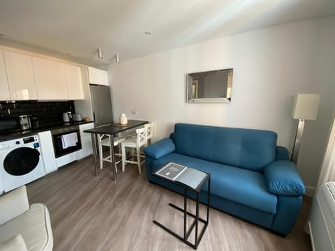Deluxe City Centre Two Bedroom with Private Balcony - Grand Central House Condo in Gibraltar