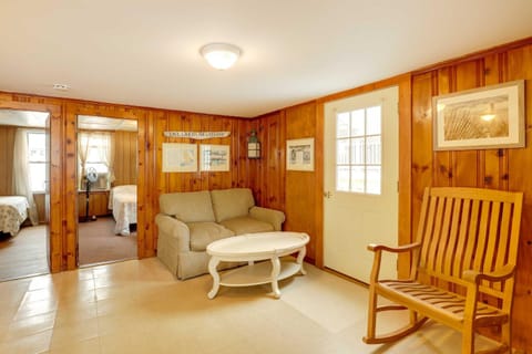 Pet-Friendly Vacation Rental in the Salisbury Area House in Seabrook