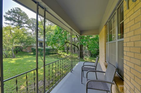 Quaint Oxford Home about 2 Mi to Ole Miss and The Grove! Casa in Oxford