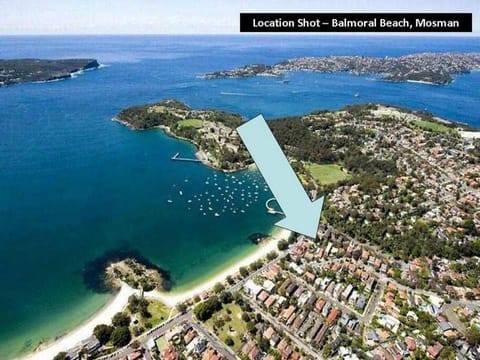 BOT01 - Balmoral Light and Airy Beach Apartment Condo in Sydney