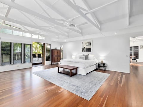 Central Noosa Heads Home with in ground Pool House in Noosa Heads