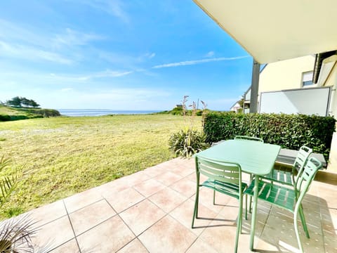 Balcony/Terrace, Garden view, Sea view