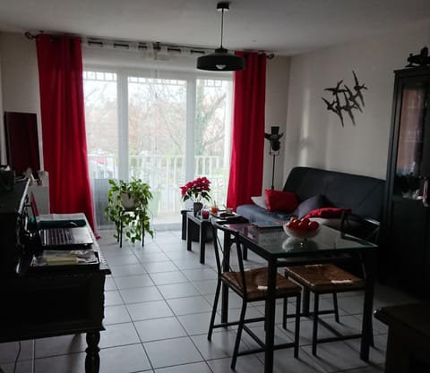 Res au calme et arboree Apartment in Dax