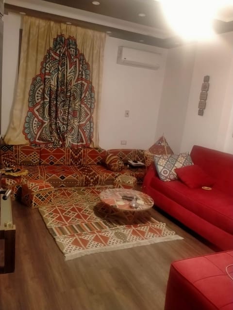 كورنيش النيل المعادي بجوار ابراج الشرطه Apartment in Cairo Governorate