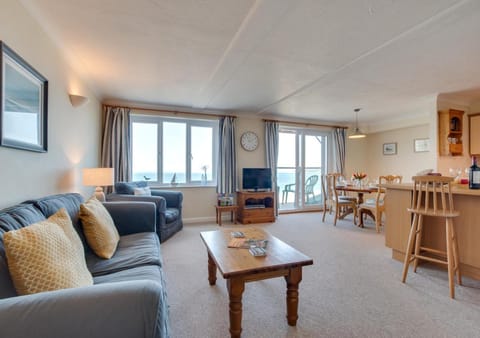 Flat 24 Clifton Court Apartment in Croyde