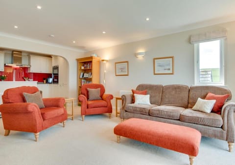 Flat 20 Clifton Court Apartment in Croyde