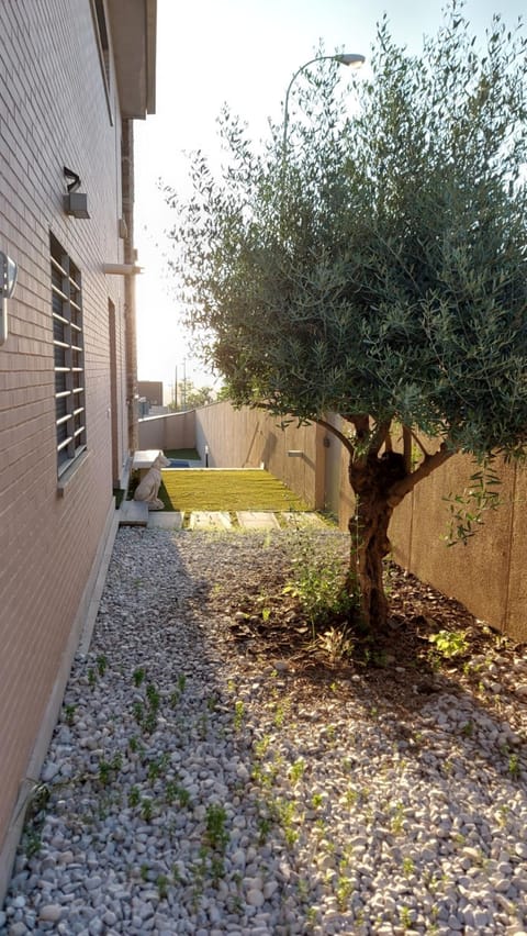 Casa en Granada con vistas en zona El Serrallo Vacation rental in Granada