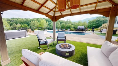 Wine Country Modern Farmhouse on 10 Acres and Pool Haus in Nelson County