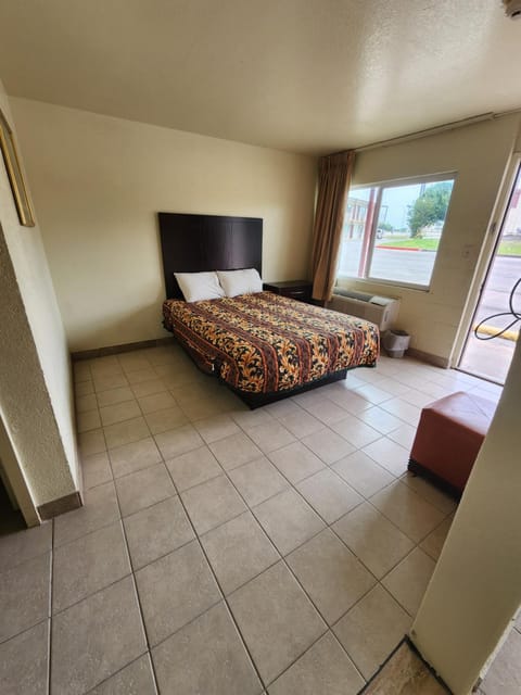 HomeTown Inn and Suites Campeggio /
resort per camper in Mesquite