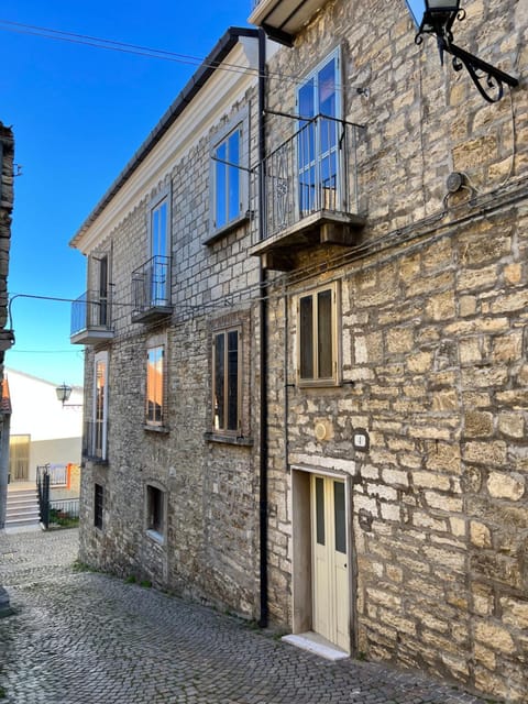 Property building, Street view, Quiet street view