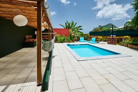 Villa spacieuse proche de la mer avec piscine privée et vue - BED AND COFFEE DIAMOND Villa in Le Diamant