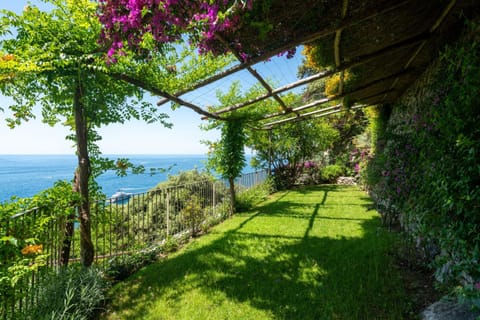 Spring, Garden, Garden view, Sea view