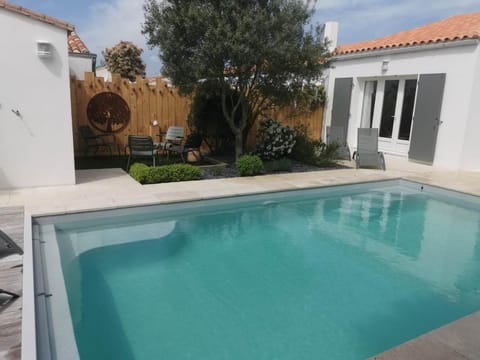 Garden view, Pool view