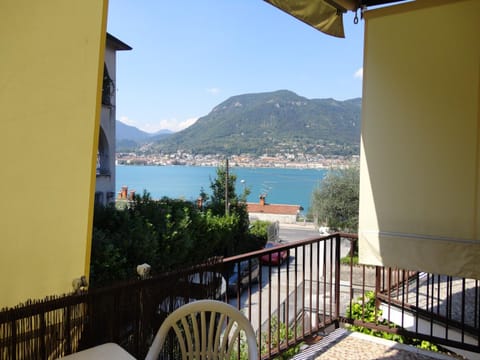 Balcony/Terrace, Lake view