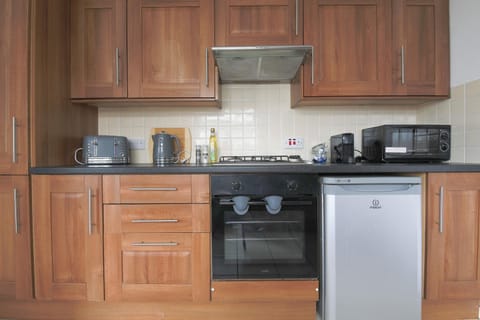 Kitchen or kitchenette, dishwasher, minibar, pet friendly, stove, toaster