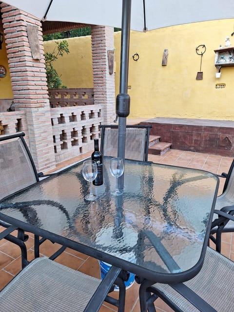 Patio, Day, Balcony/Terrace