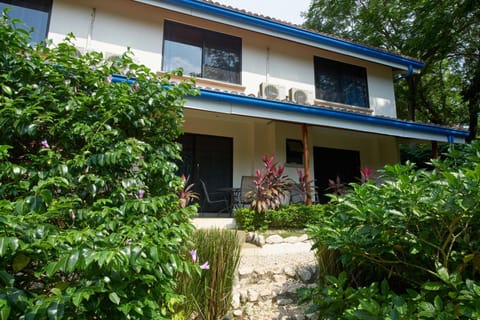 Tamarindo Blue Apartments Condo in Tamarindo