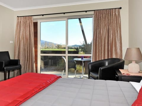 Mohua Motels Motel in Tasman District, Tasman, New Zealand