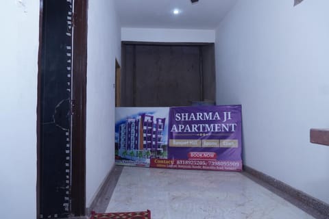 SKV Sharma ji home stay Bed and Breakfast in Varanasi