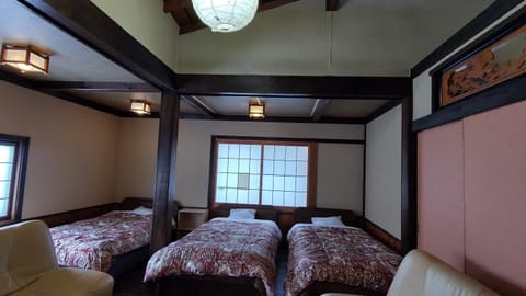 Matsunokitei Irori House in Hakuba