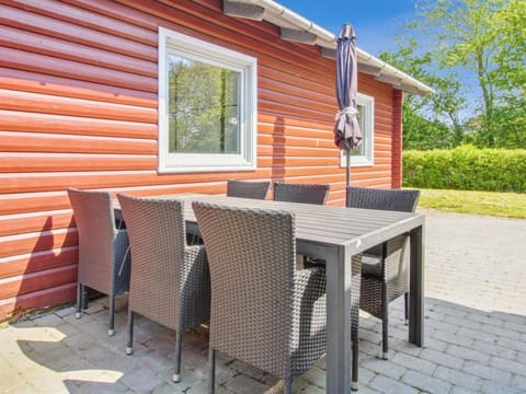 Holiday Home Aku - 24km from the sea in Western Jutland by Interhome House in Nordfriesland