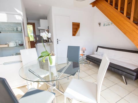 Apartment Le Renard by Interhome Apartment in St-Malo