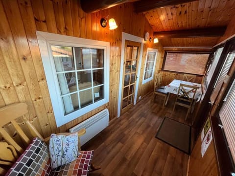 Snowdonia Escape Chalet in Trawsfynydd