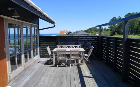 Summerhouse At The Beach House in Zealand