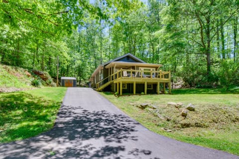Pet-Friendly Pickens Vacation Rental on 2 Acres! Casa in Pickens County