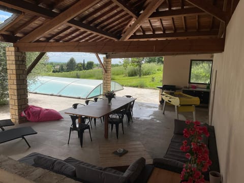 Grande maison avec piscine Villa in Gaillac