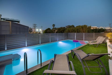 Patio, Pool view, Swimming pool, sunbed