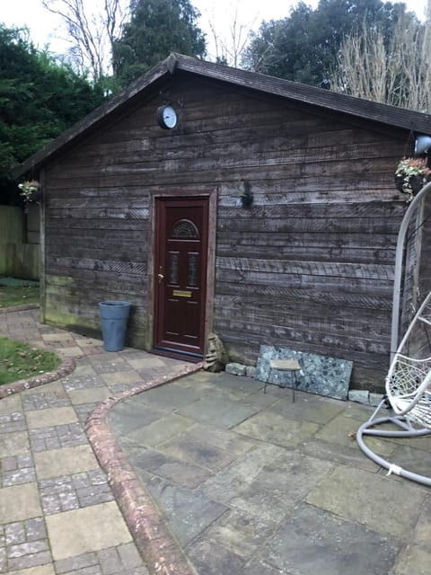 The Barn Condo in Tonbridge and Malling District