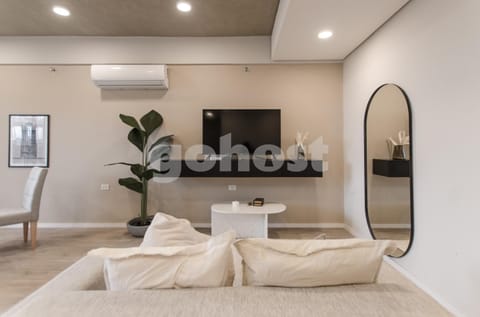 Comfortable Minimalist Villa Morra Apartment Apartment in Asunción