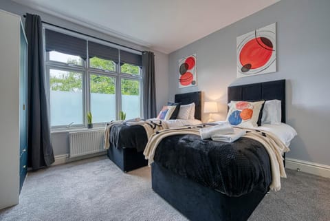 Stunning 6 bed in Nottingham - Sleeps 16 Apartment in Nottingham