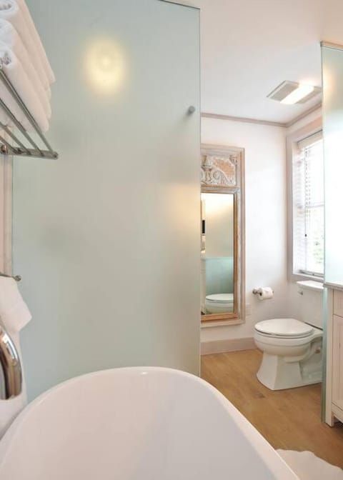 Senff Mint 5-Bedroom, Heated Pool, Hot Tub, PlaySet, Trampoline, PoshPadsCT House in Morris