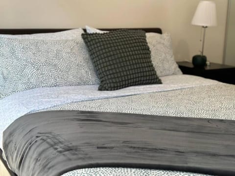 Comfy 1BR Apartment @Central City Condo in Canberra