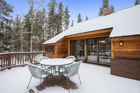 Regal Chalet Blue River Cabin Close to Breck House in Blue River