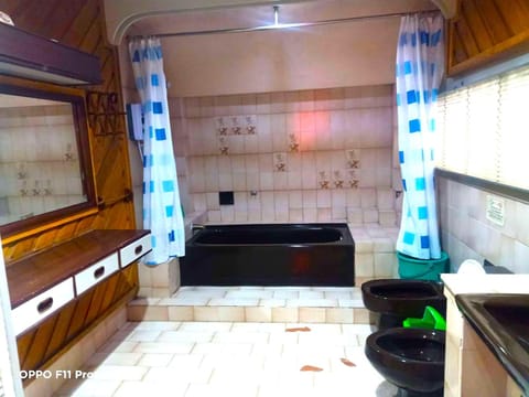 Baguio Transient Mansion Exclusive Accommodation Haus in Baguio